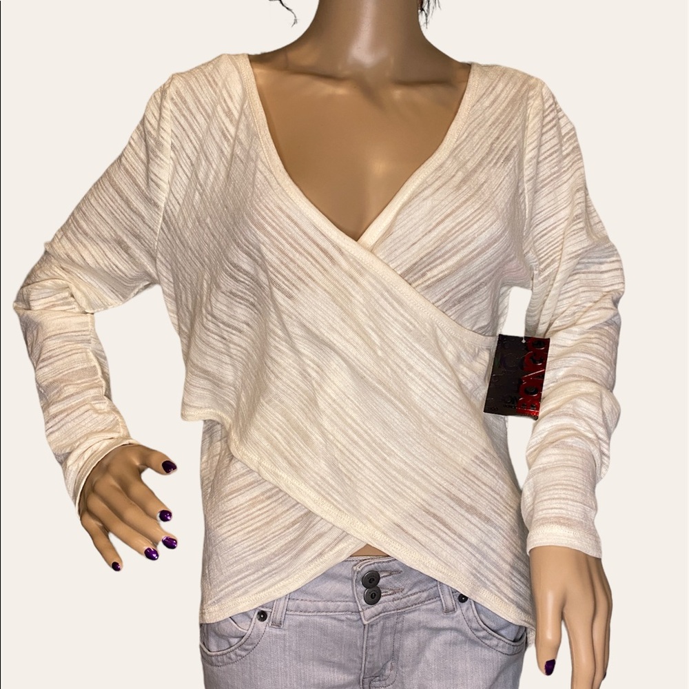 Bongo Criss-Cross Front Ivory Egret Long-Sleeved Top Blouse Juniors Size XL NWT
